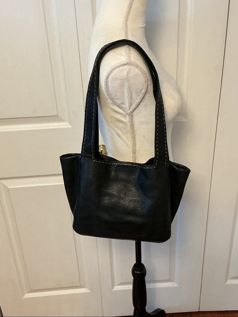 Fossil Black Pebbled Leather Shoulder Bag